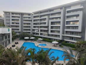 Parkside Boutique 3 BBR Serviced Apartment - Ocean Blue - Near Airport